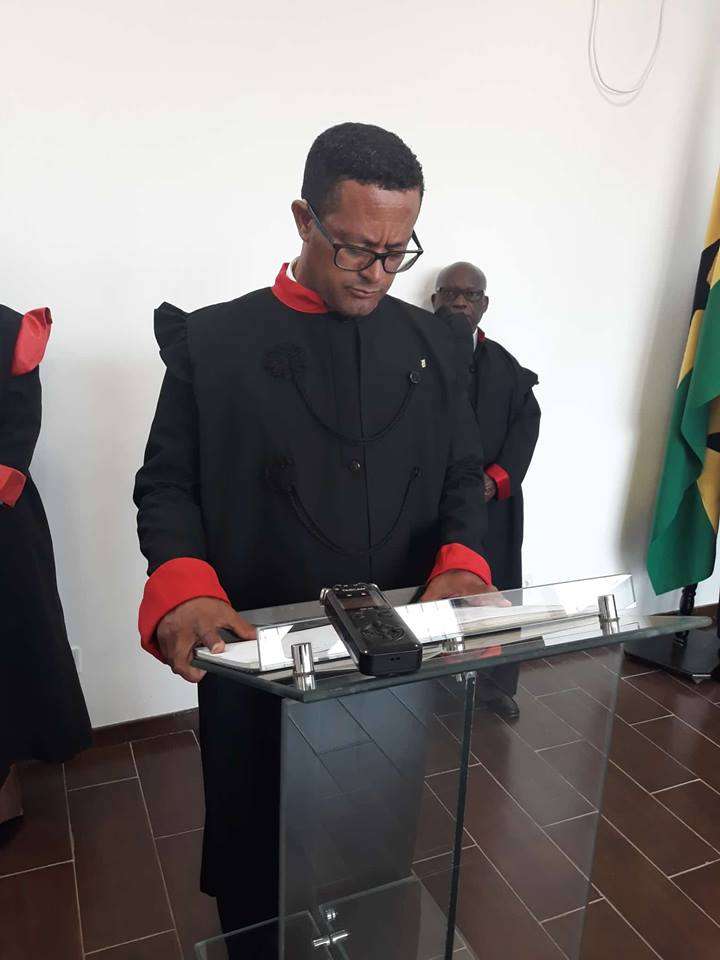 36884101_1738722626223119_128443294794383360_n