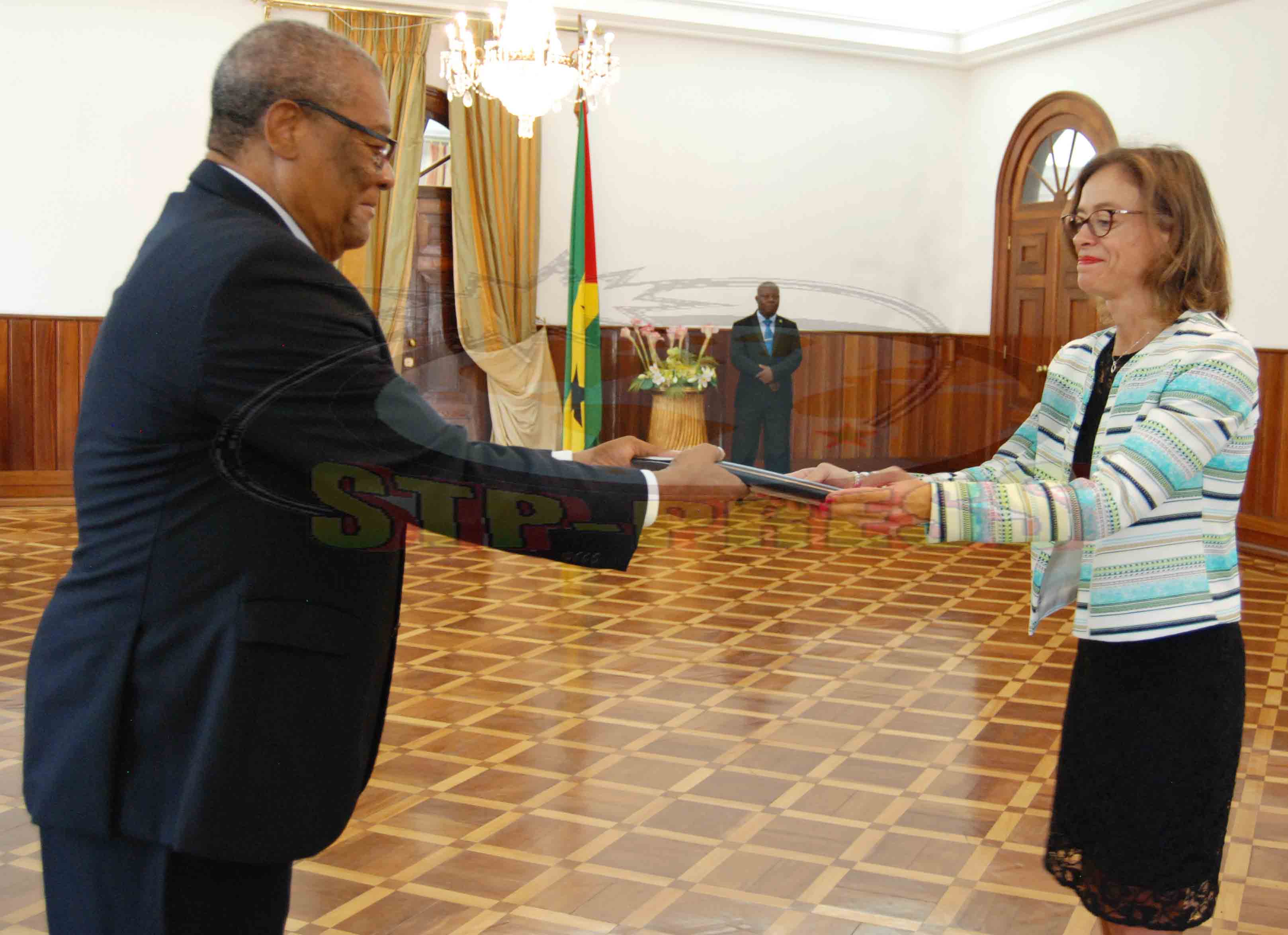 Emb. da União Ero. Palacio  (2)