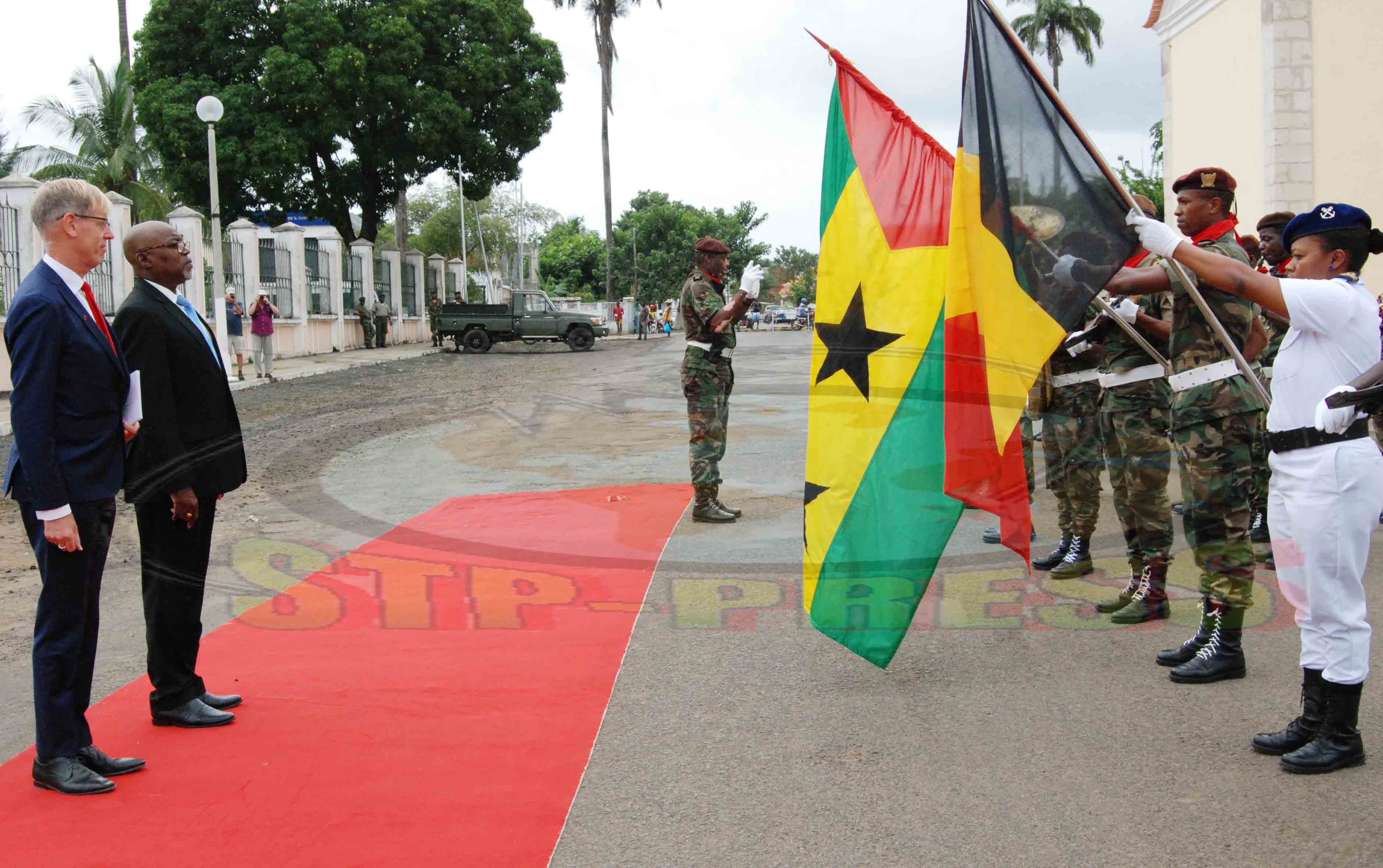 Emb. do Reino da Belgica (6)