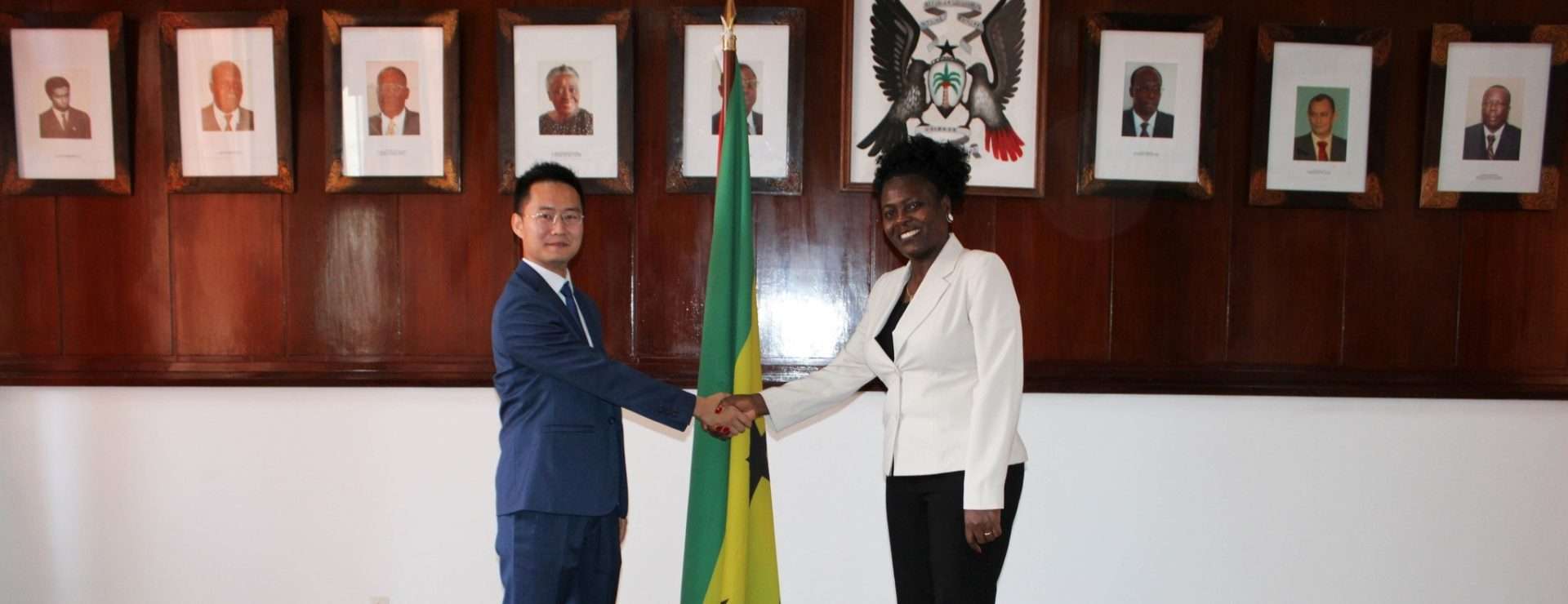 HUAWEI mostra-se interessado em investir em São Tomé e Príncipe