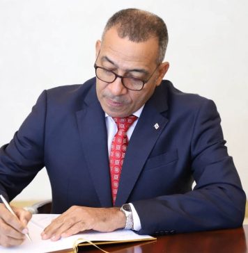 Presidente marca eleições presidenciais para 19 de Julho e legislativas regional e autárquicas para 27 de Setembro