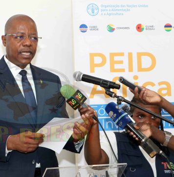 Primeiro-ministro abre fórum de Soluções e Investimento dos Pequenos Estados Insulares africanos