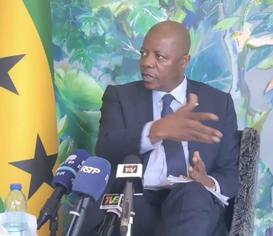 Primeiro-Ministro: “Alguém está por detrás” das barricadas