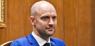 Ministra são-tomense dos Negócios Estrangeiros manteve contacto telefónico com homólogo francês