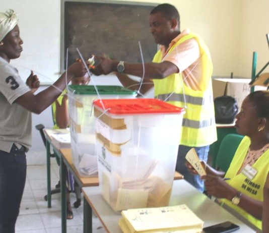 Votação para legislativas está a decorrer a bom ritmo em São Tomé e Príncipe